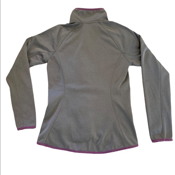The North Face Softshell Fleece in Gray with Purple Detail - Picture 4 of 16